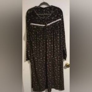 Secret Treasures Black Velour Floral Nightgown